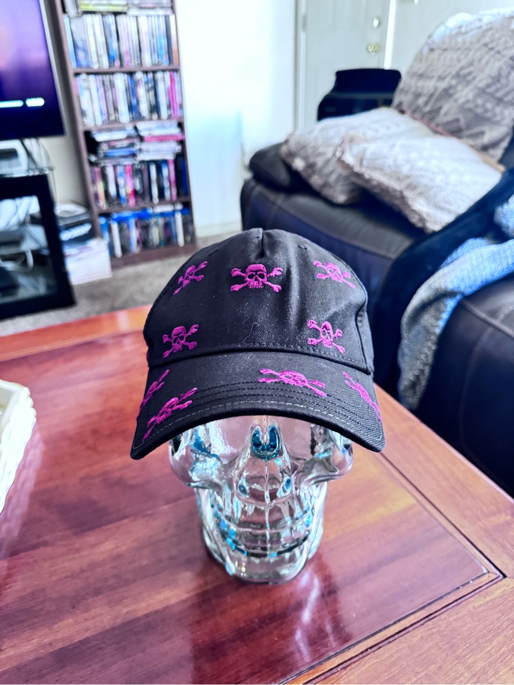 Goorin Bros Poison Skull & Bones Hat Cap Brim Touch Fastened Crossbones Y2K